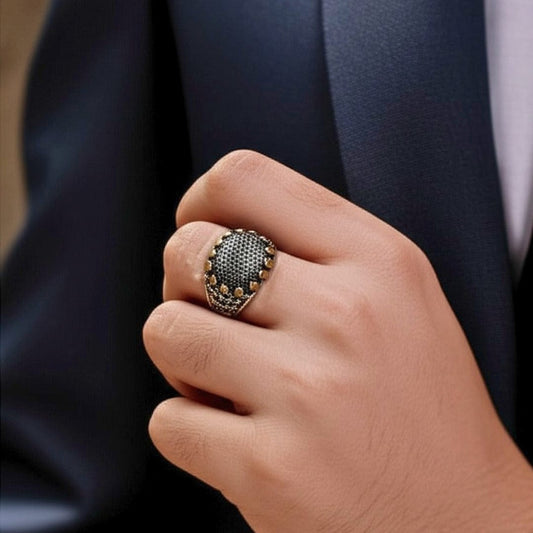 From Street to Statement: Why Men’s Accessories Define Today’s Fashion Game
