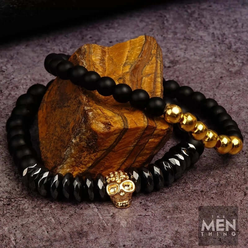 THE MEN THING Bead Bracelet LAVA EMBRACE SKULL DUO - Gold Toned- Beads Bracelet with Natural Volcanic Stone - 7inch Stretch Bracelet
