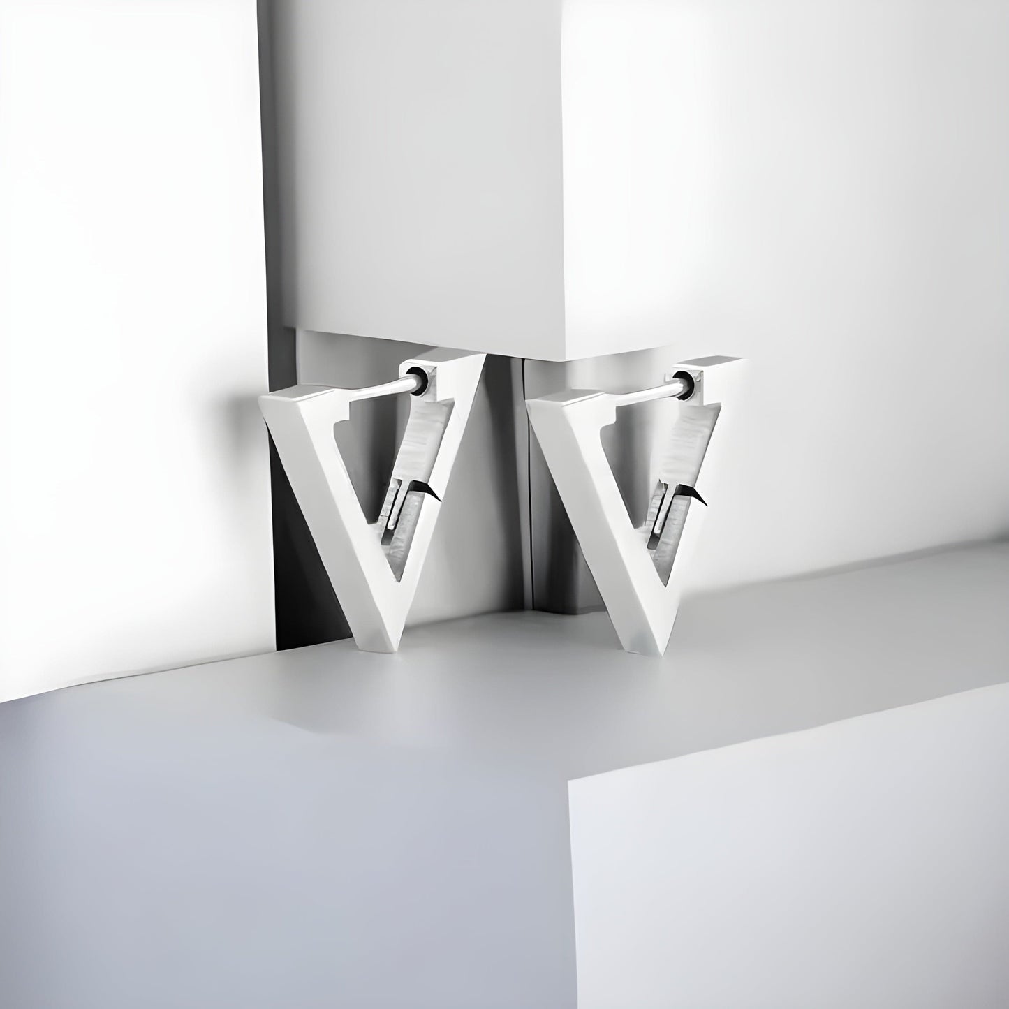 THE MEN THING Earring SILVER ATLAS - Pure Titanium Steel Hoop Earrings for Men & Boys (2pcs)