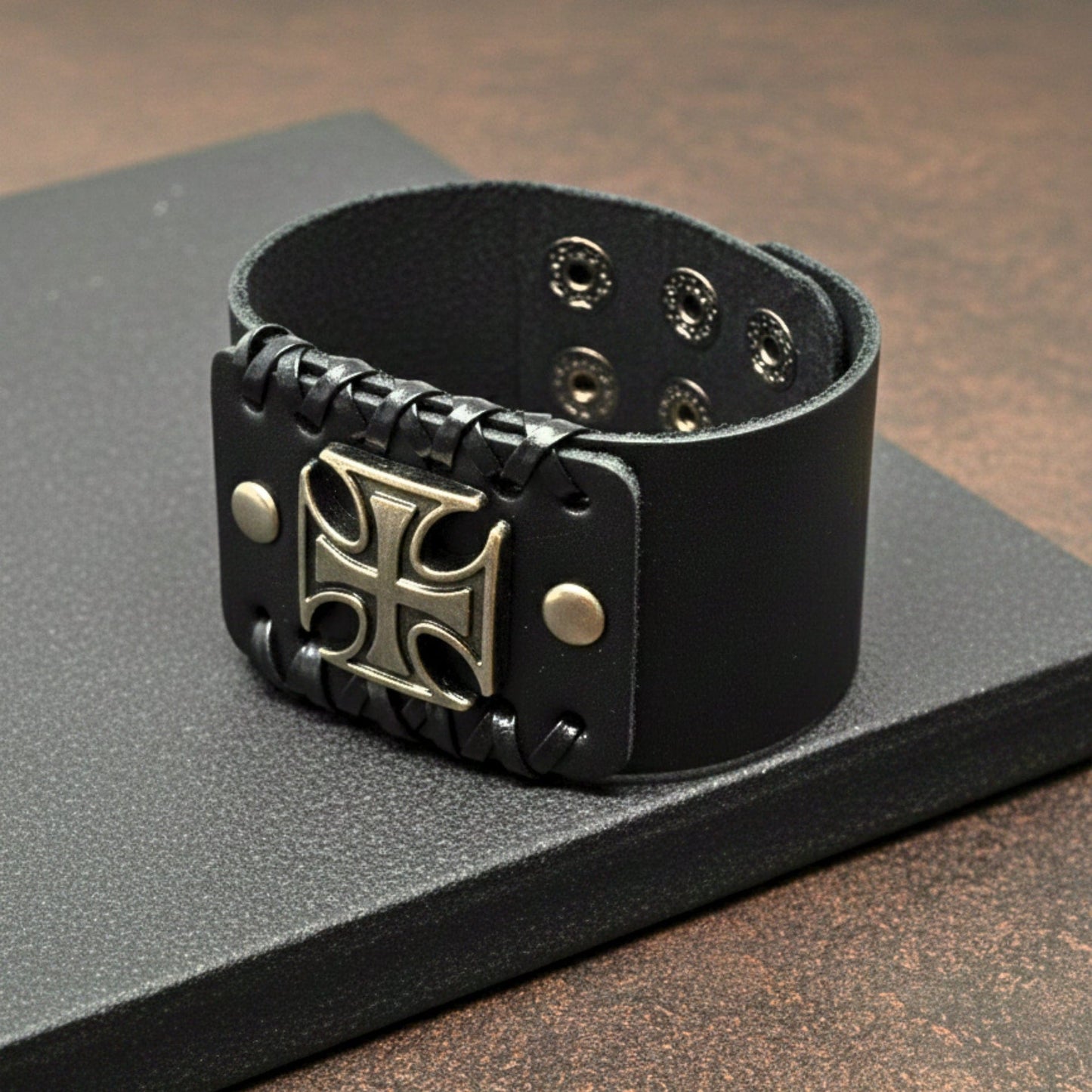 THE MEN THING Leather Bracelet CRUSADER CROSS - 45mm Genuine Leather Adjustable Bracelet for Men & Boys (9 inch)
