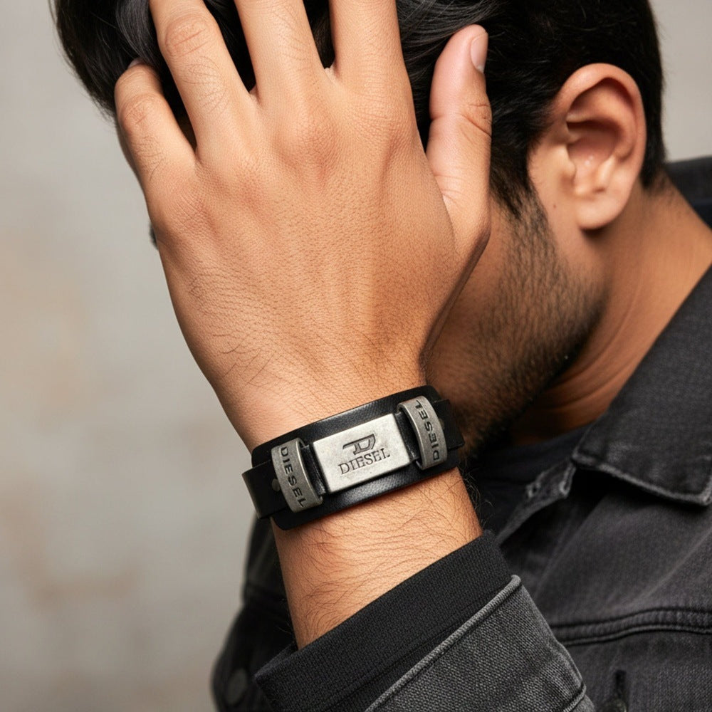 THE MEN THING Leather Bracelet DIESEL FORGE - 17mm Black Genuine Leather Adjustable Bracelet for Men & Boys (9.5 inch)