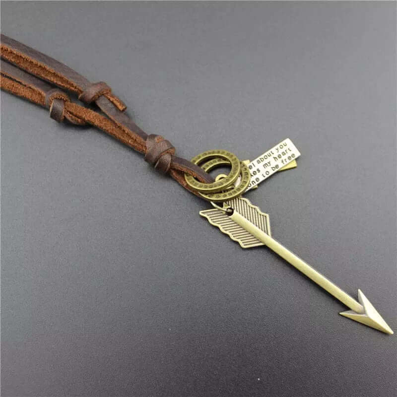 THE MEN THING Leather Necklace PIERCING HEART - Vintage Alloy Golden Arrow Pendant with Adjustable Pure Leather Cord Necklace for Men & Boys