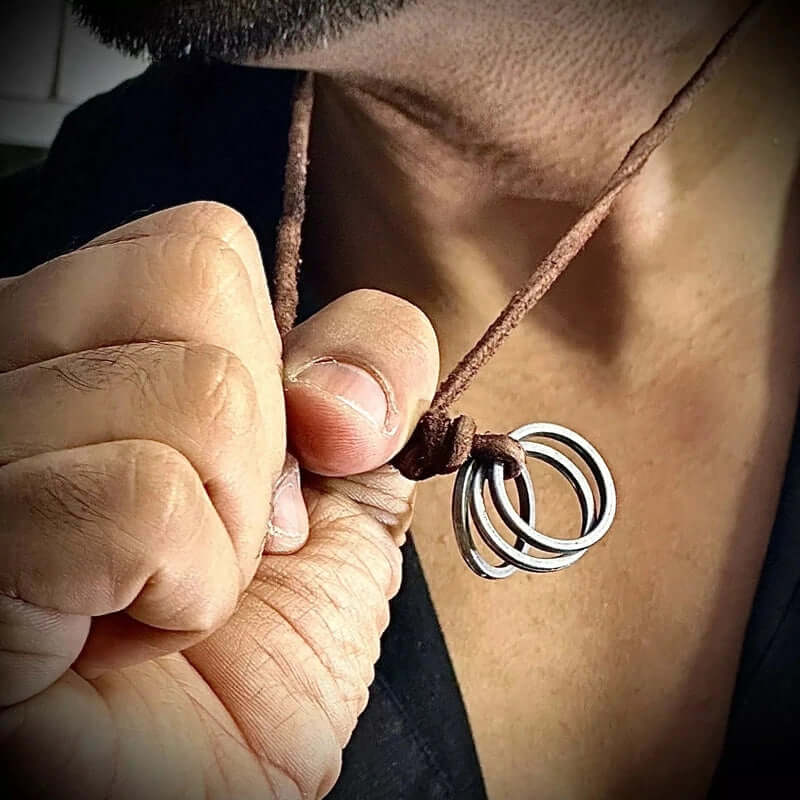 THE MEN THING Leather Necklace TRIWHEEL BROWN - Vintage Alloy Wind Round Pendant with Adjustable Pure Leather Cord Necklace for Men & Boys