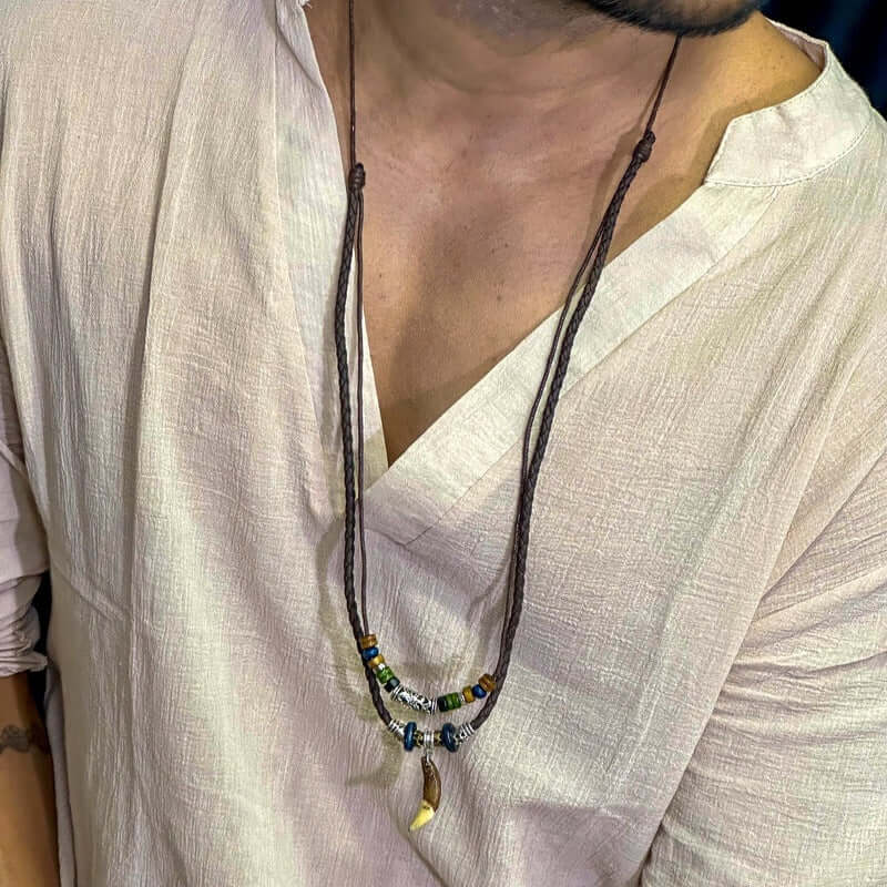 THE MEN THING Pearl / Bead Necklace BOHEMIAN WOLF TOOTH - Wolf Tooth Pendant with Beaded Multilayer Adjustable Rope Necklace for Men and Boys