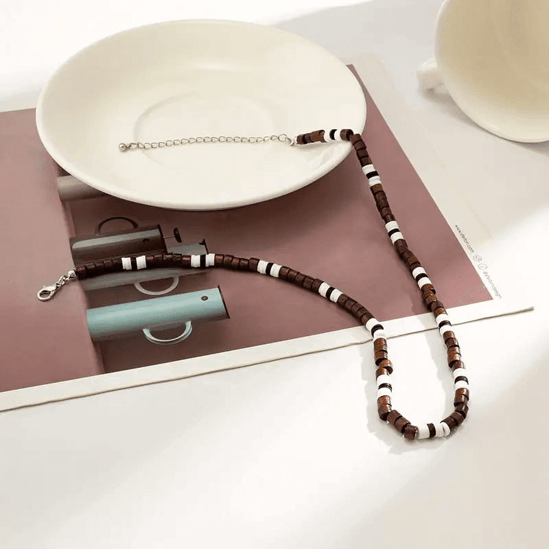 THE MEN THING Pearl / Bead Necklace BROWN TIGER COCO - Seed Beaded Necklace - Brown and White Puka Shells - Stylish Necklace for Men and Boys (21 inches with adjustable cable chain)