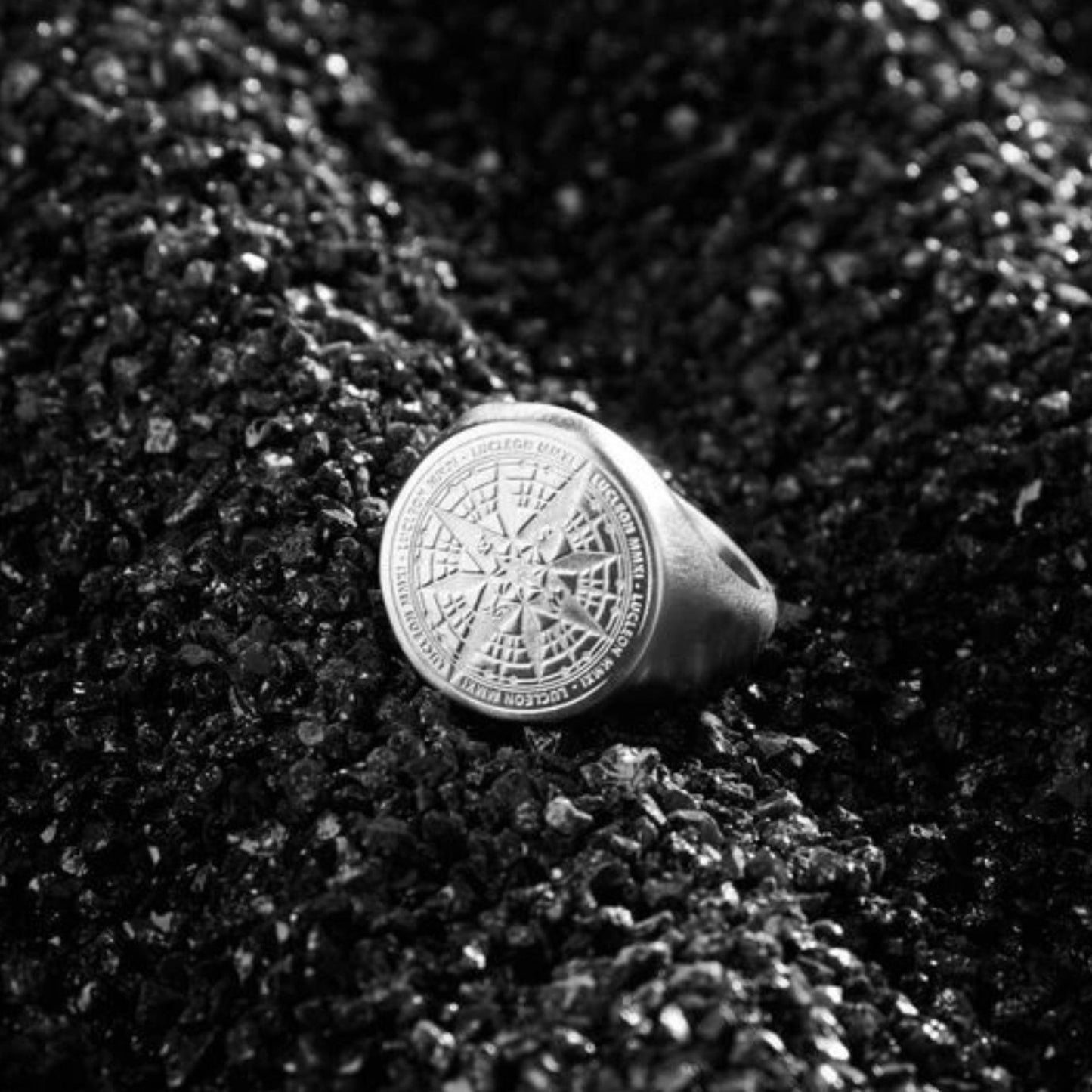 THE MEN THING Rings ECLIPTIX COMPASS RING - Pure Stainless Steel Men’s Steel-Plated Ring – Statement Luxury Jewelry (Size : 16-22-27)