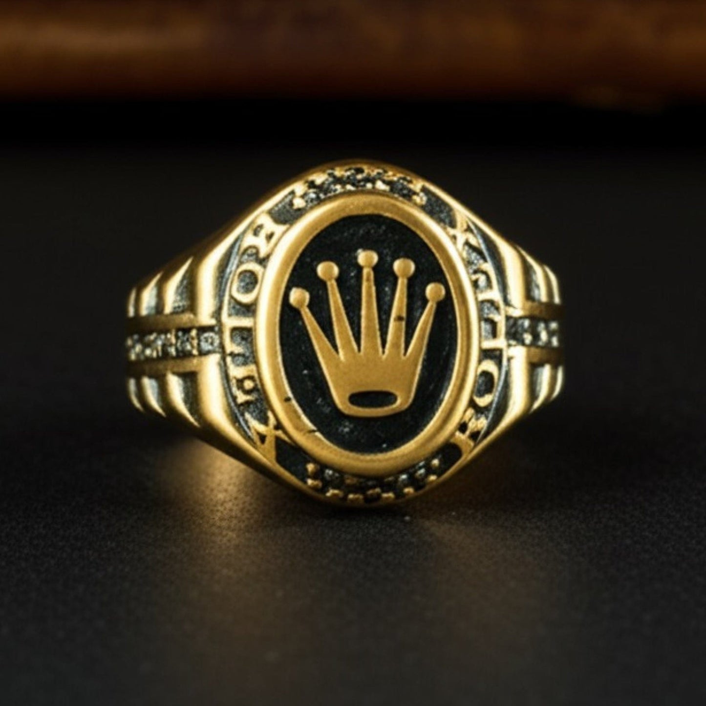 THE MEN THING Rings Royal Series - CROWN CREST RING - Pure Stainless Steel Men’s Rose Gold-Plated Ring – Statement Luxury Jewelry (Size : 19-22-24)