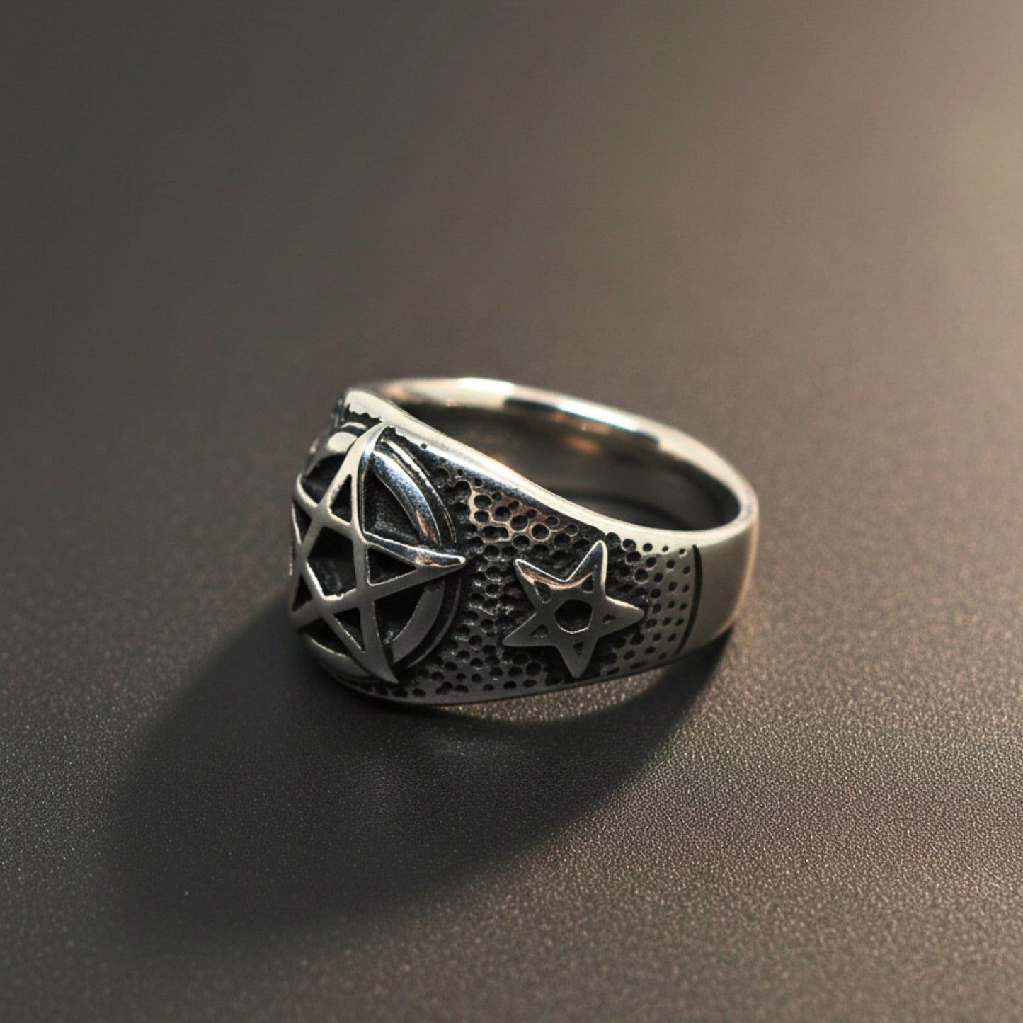THE MEN THING Rings Royal Series - DARKSTAR EMBLEM RING - Pure Stainless Steel Men’s Steel-Plated Ring – Statement Luxury Jewelry (Size : 16-18-20-22-28-30)
