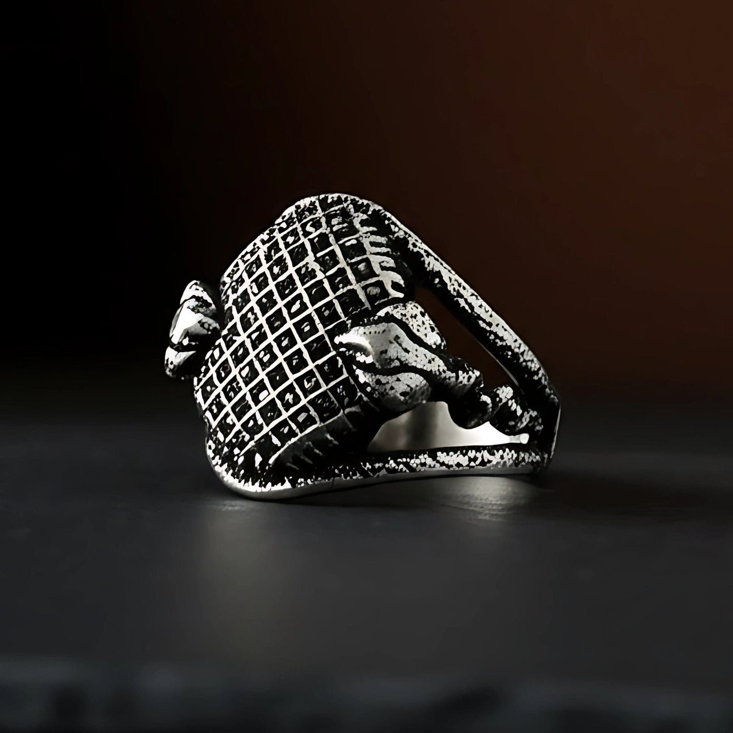 THE MEN THING Rings Royal Series - IRONCLUTCH RING - Pure Stainless Steel Men’s Gold-Plated Ring – Statement Luxury Jewelry (Size : -17-19-22-25-27)