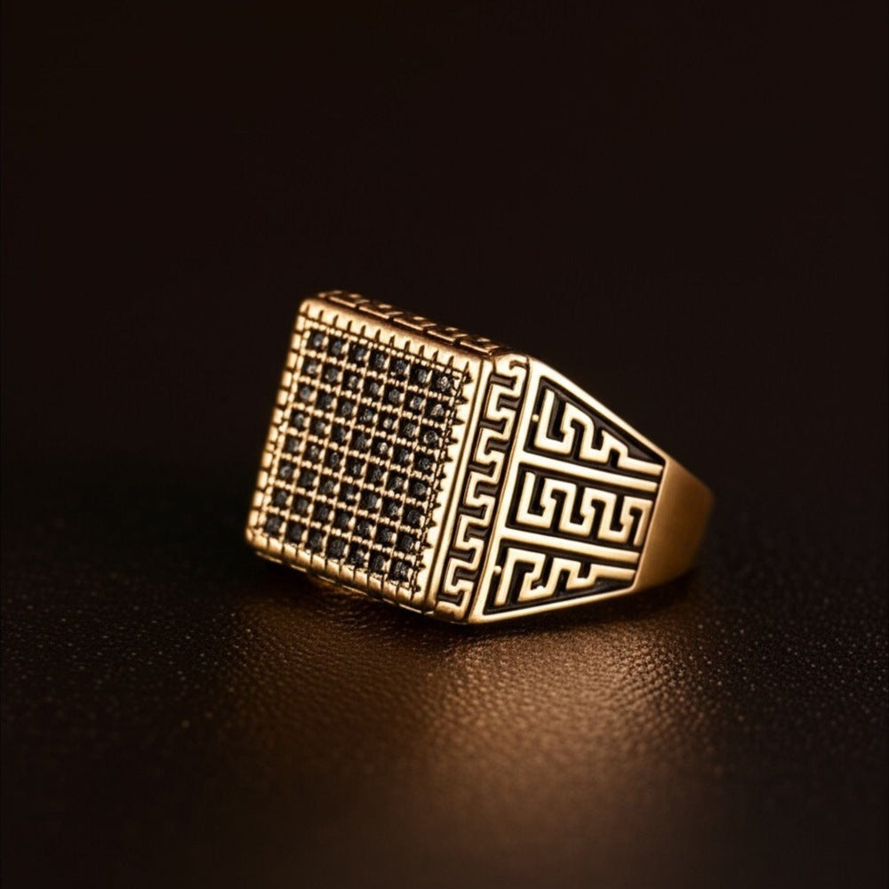 THE MEN THING Rings Royal Series - MAZE KING RING - Pure Stainless Steel Men’s Gold-Plated Ring – Statement Luxury Jewelry (Size : 20-24)