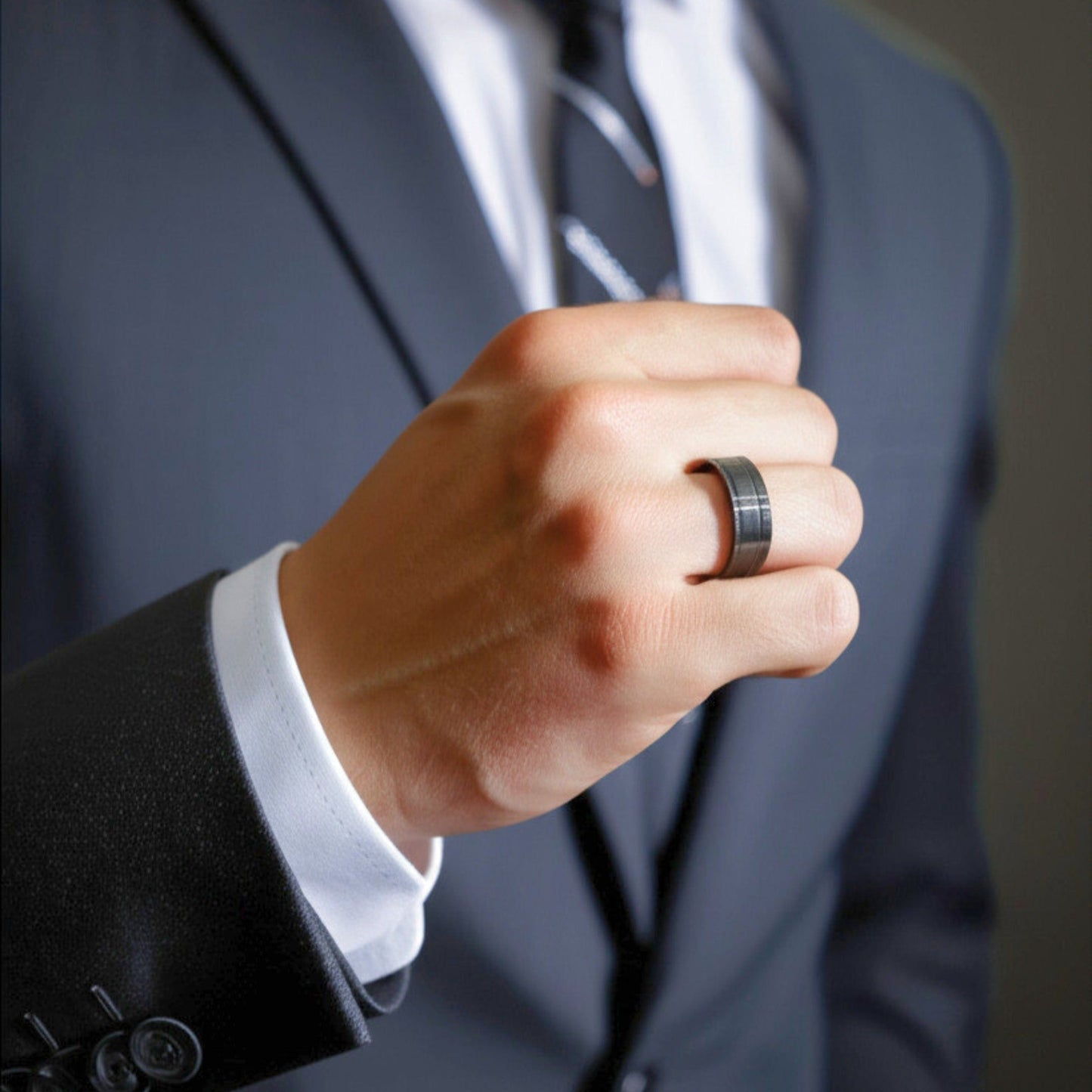 THE MEN THING Rings Royal Series - NOIR AXIS RING - Pure Stainless Steel Men’s Black-Plated Ring – Statement Luxury Jewelry (Size : 17-19-22-25-27)