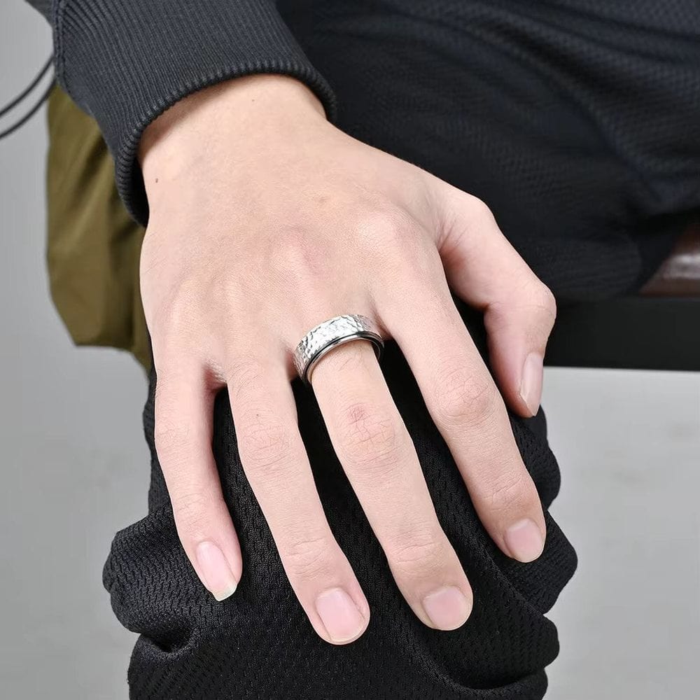 THE MEN THING Rings SILVERFORGE TITANIUM HAMMERED RING - Silver Toned Ring - Pure Titanium Steel Ring for Men Size - 21