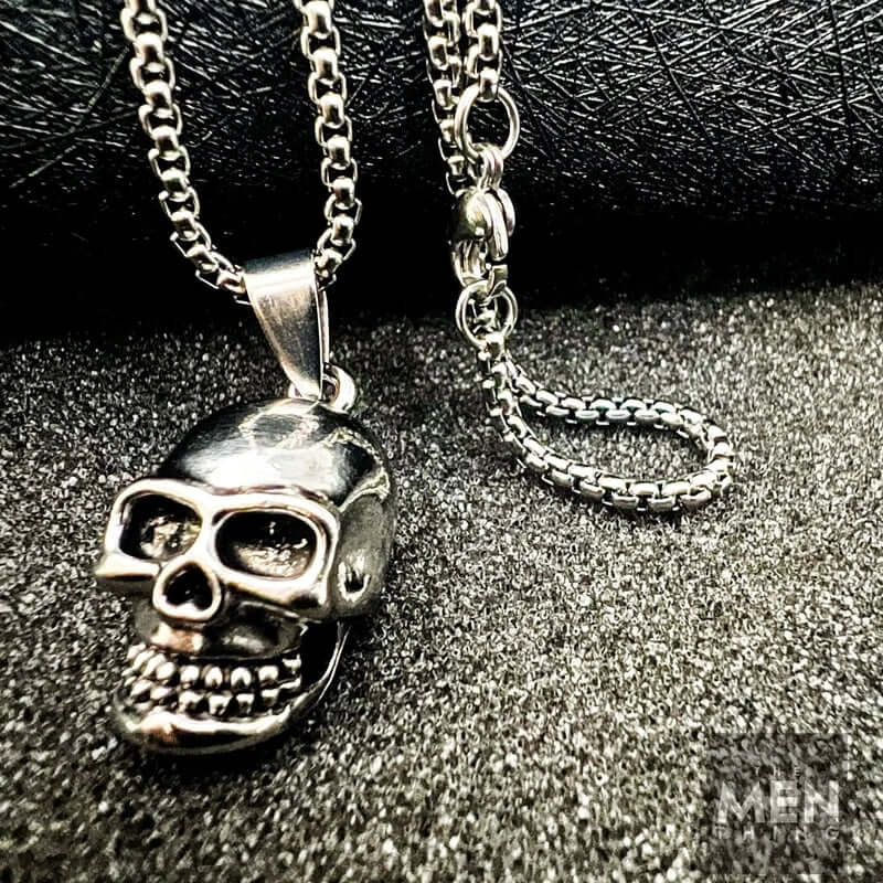 THE MEN THING SS Pendant/ Necklace BIG SKULL 2 - Alloy Pendant with Pure Stainless Steel 24inch Round Box Chain, American trending Style for Men & Boy