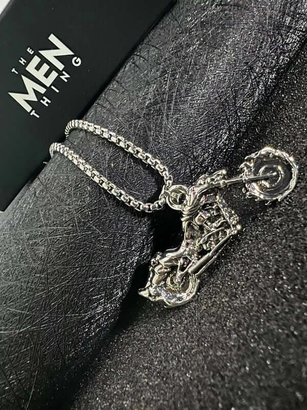 THE MEN THING SS Pendant/ Necklace BLAZE-RIDER - Alloy Motorcycle Pendant with Pure Stainless Steel 24inch Round Box Chain, European trending Style for Men & Boy