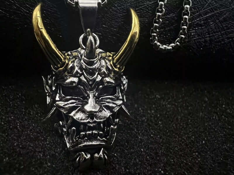 THE MEN THING SS Pendant/ Necklace GOLDEN HORN - Alloy Pendant with Stainless Steel 24inch Round Box Chain, European trending Style for Men & Boy