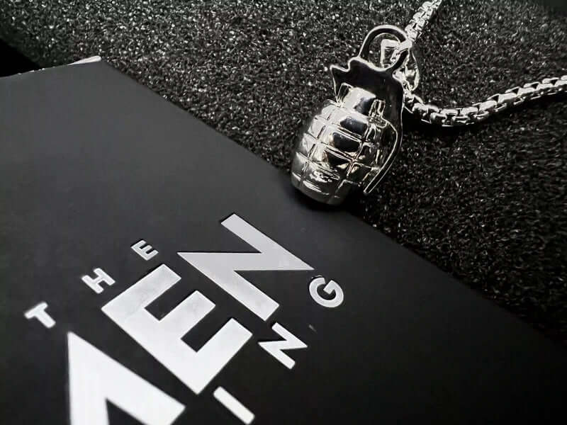 THE MEN THING SS Pendant/ Necklace GRENADE - Alloy Pendant with Pure Stainless Steel 24inch Round Box Chain, American trending Style for Men & Boy