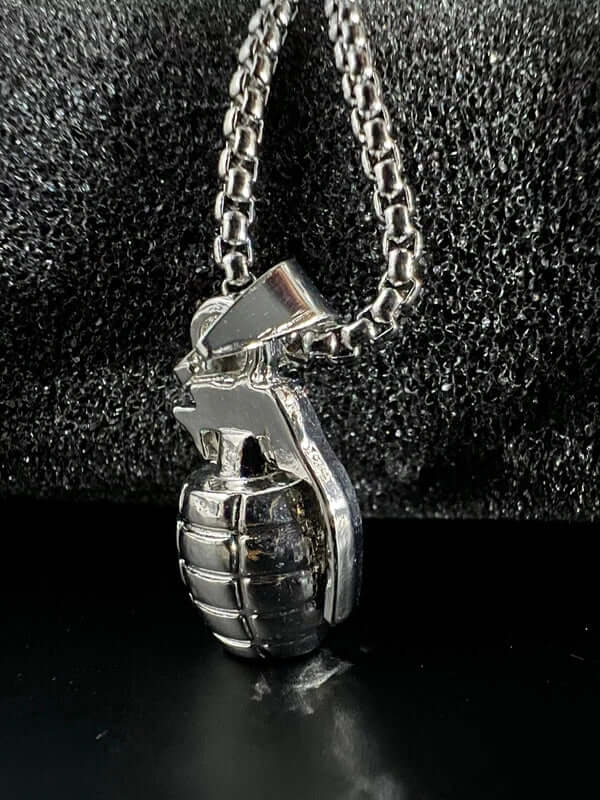 THE MEN THING SS Pendant/ Necklace GRENADE - Alloy Pendant with Pure Stainless Steel 24inch Round Box Chain, American trending Style for Men & Boy