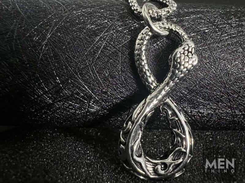 THE MEN THING SS Pendant/ Necklace INFINITY SNAKE - Alloy Pendant with Pure Stainless Steel 24inch Round Box Chain, European trending Style for Men & Boy