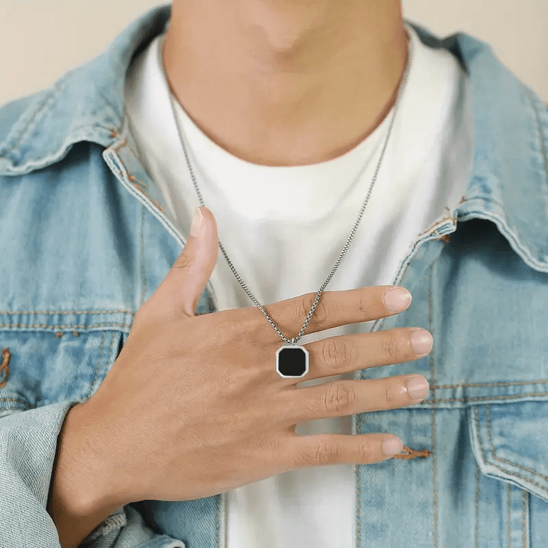 THE MEN THING SS Pendant/ Necklace OCTAGON GEO - Alloy Pendant with Black Stone & Stainless Steel 24inch Round Box Chain, American trending Style for Men & Boy
