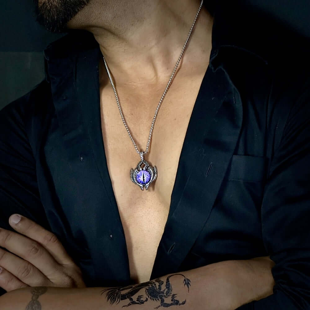 THE MEN THING SS Pendant/ Necklace PURPLE-EYE - Alloy Pendant with Stainless Steel 24inch Round Box Chain for Men & Boy