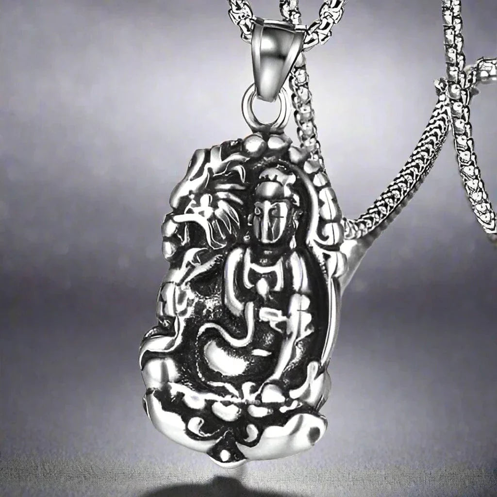 THE MEN THING SS Pendant/ Necklace ROARING PEACE - Alloy Pendant with Pure Stainless Steel 24inch Round Box Chain, American trending Style for Men & Boy
