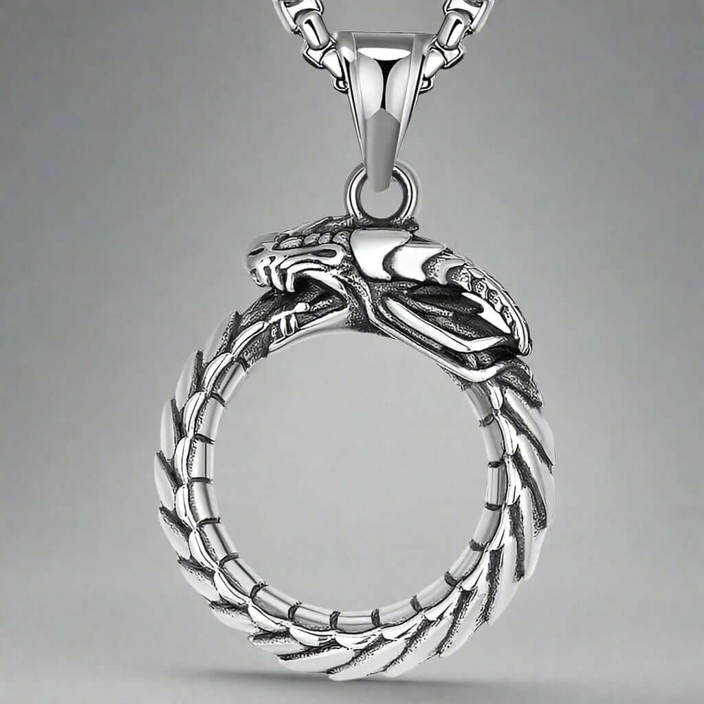 THE MEN THING SS Pendant/ Necklace SERPENT OF ETERNITY - Alloy Gluttonous Snake Pendant with Pure Stainless Steel 24inch Round Box Chain, European trending Style for Men & Boy