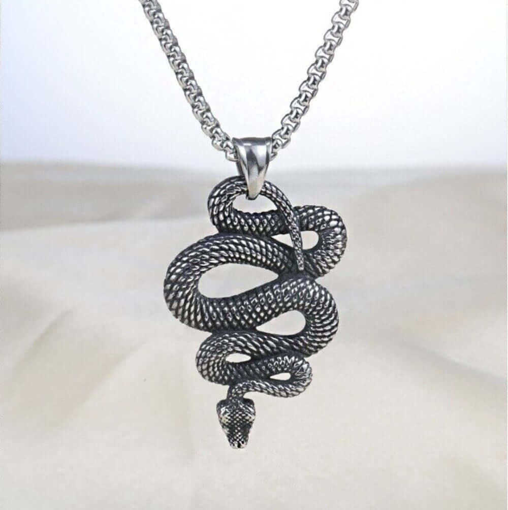 THE MEN THING SS Pendant/ Necklace SILVER GUARDIAN SNAKE - Pure Titanium Steel Pendant with 24inch Round Box Chain for Men & Boys
