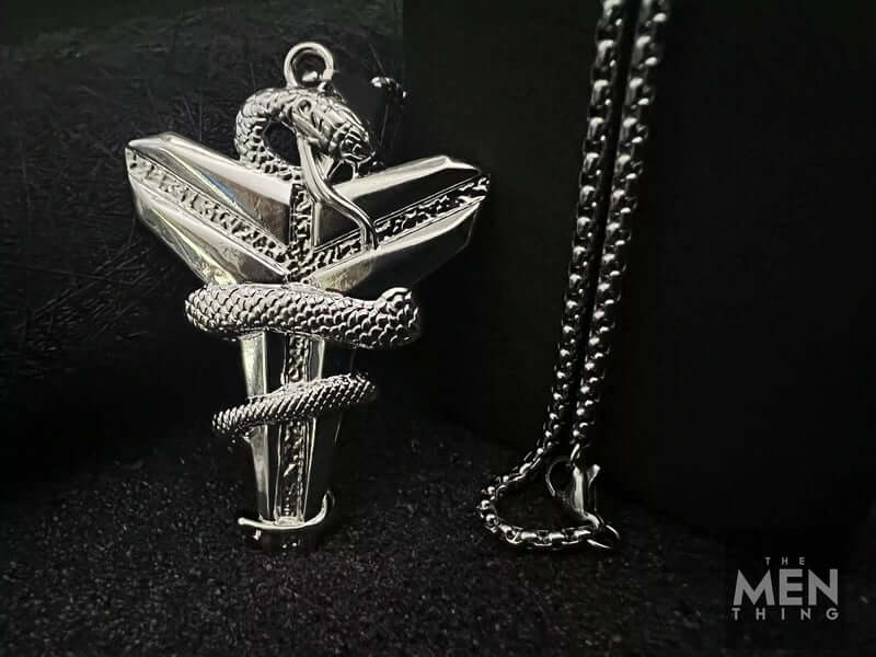 THE MEN THING SS Pendant/ Necklace SILVER MAMBA - Alloy Pendant with Pure Stainless Steel 24inch Round Box Chain, European trending Style for Men & Boy