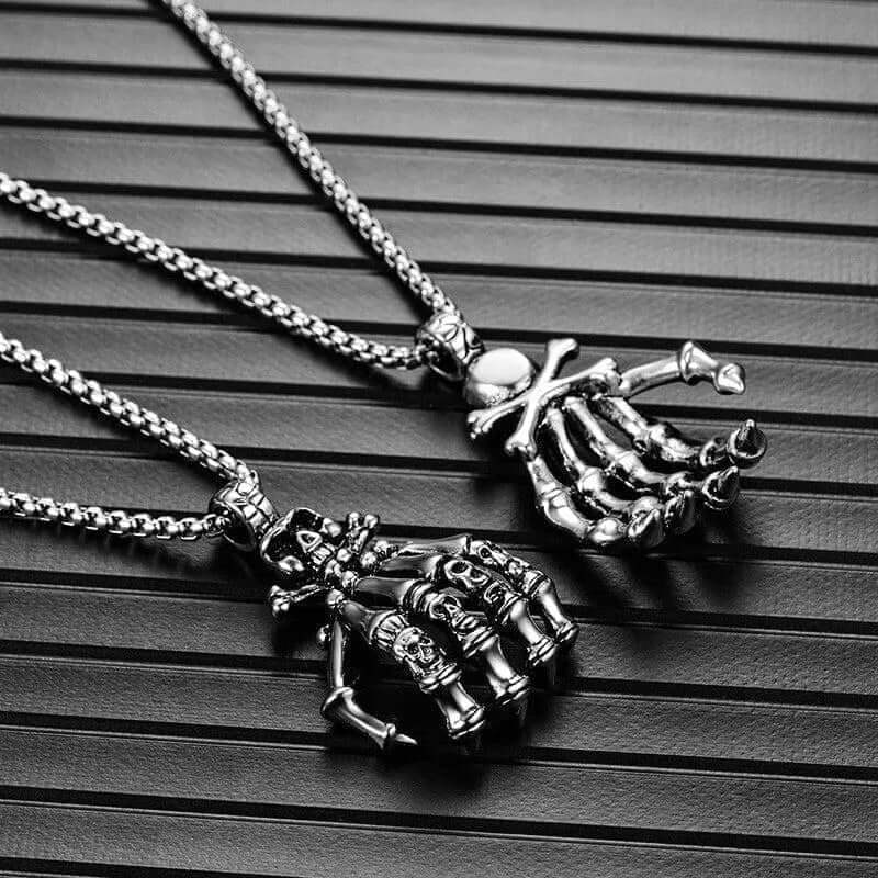 THE MEN THING SS Pendant/ Necklace SKELEHAND - Alloy Pendant with Pure Stainless Steel 24inch Chain for Men, American trending Style - Round Box Chain for Men & Boy