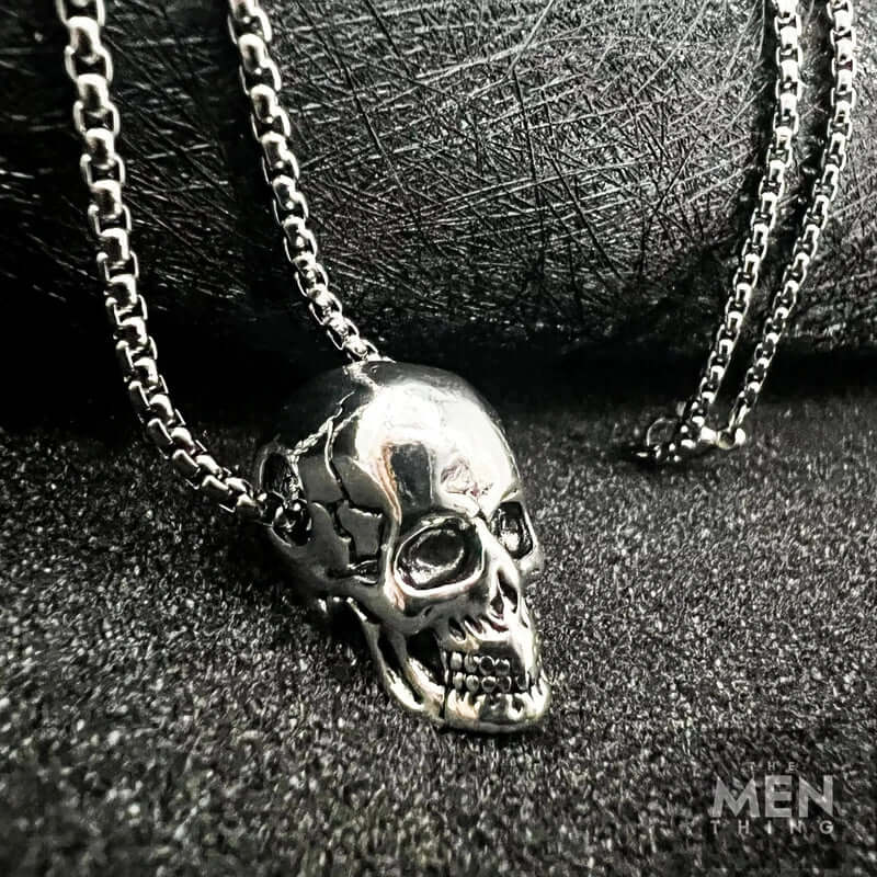 THE MEN THING SS Pendant/ Necklace SKULL HARD - Alloy Silver Skull Pendant with Pure Stainless Steel 24inch Round Box Chain, European trending Style Men & Boy