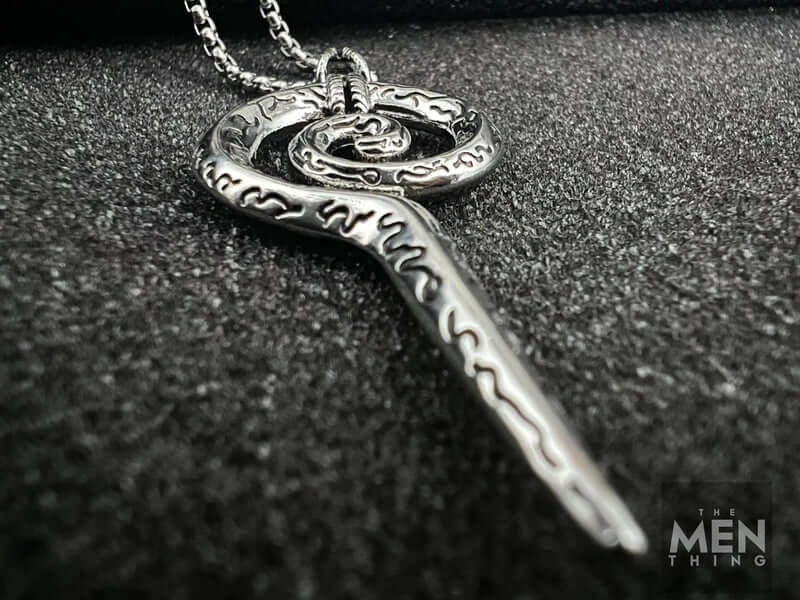 THE MEN THING SS Pendant/ Necklace SPIRAL WEAPON - Alloy Pendant with Pure Stainless Steel 24inch Round Box Chain, European trending Style for Men & Boy