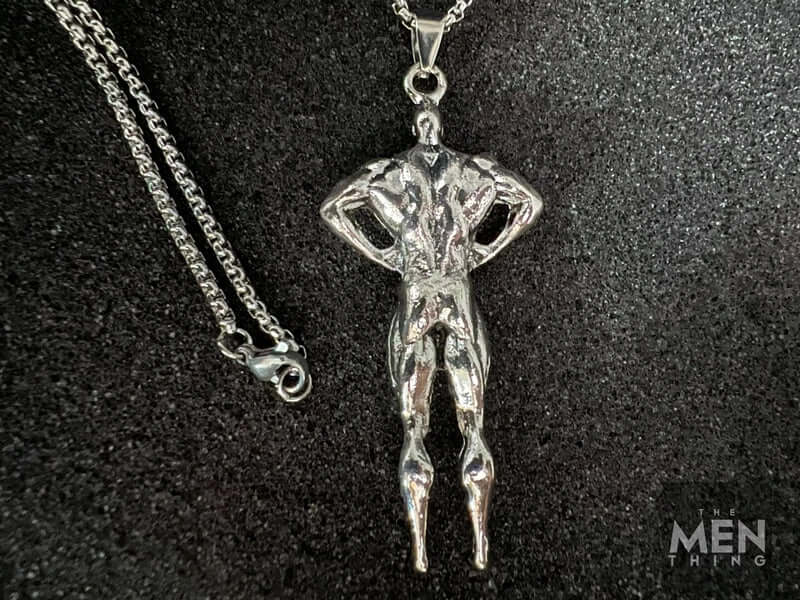 THE MEN THING SS Pendant/ Necklace STRONG ME - Alloy Pendant with Pure Stainless Steel 24inch Round Box Chain, American trending Style for Men & Boy