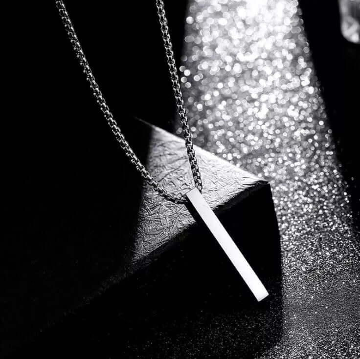 THE MEN THING SS Pendant/ Necklace THE SLEEK (A) - Alloy Silver Pendant with Pure Stainless Steel 24inch Round box Chain for Men, European trending Style for Men & Boy