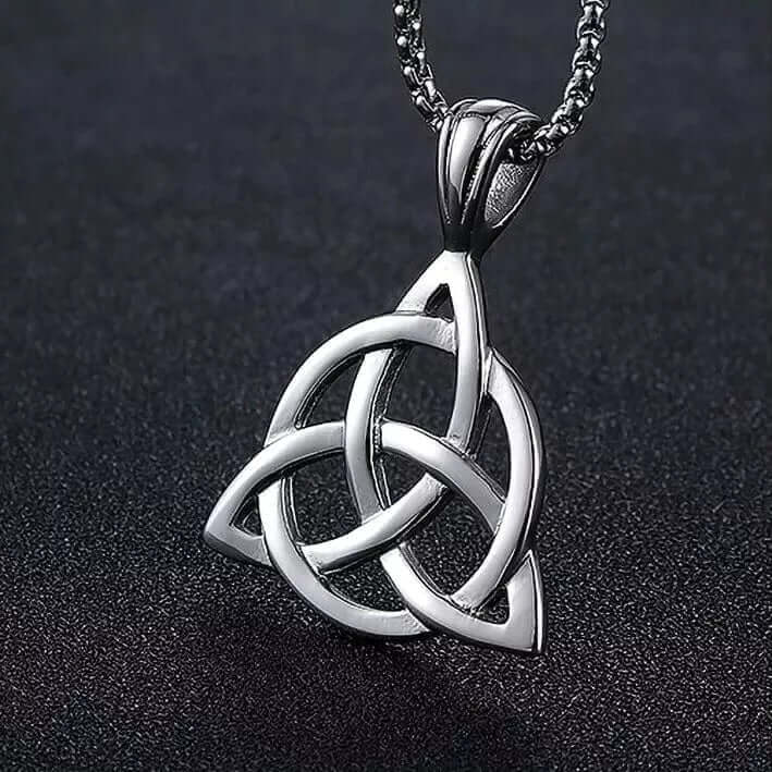 THE MEN THING SS Pendant/ Necklace TRINITY KNOT - Alloy Pendant with Stainless Steel 24inch Round Box Chain, European trending Style for Men & Boy