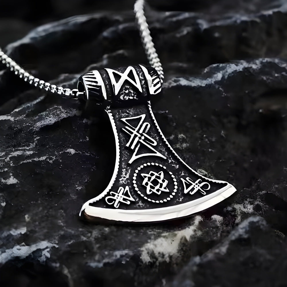 THE MEN THING SS Pendant with Chain ASGARDIAN FANG - Alloy Pendant with Stainless Steel 24inch Round Box Chain, American trending Style for Men & Boy