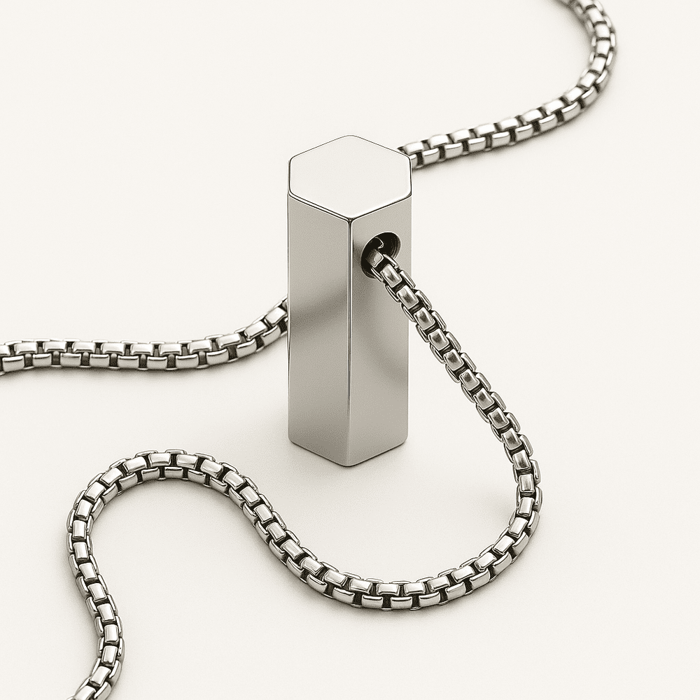 THE MEN THING SS Pendant with Chain GLINT CORE - 24inch Pure Stainless Steel Round box Chain for Men, European trending Style for Men & Boy