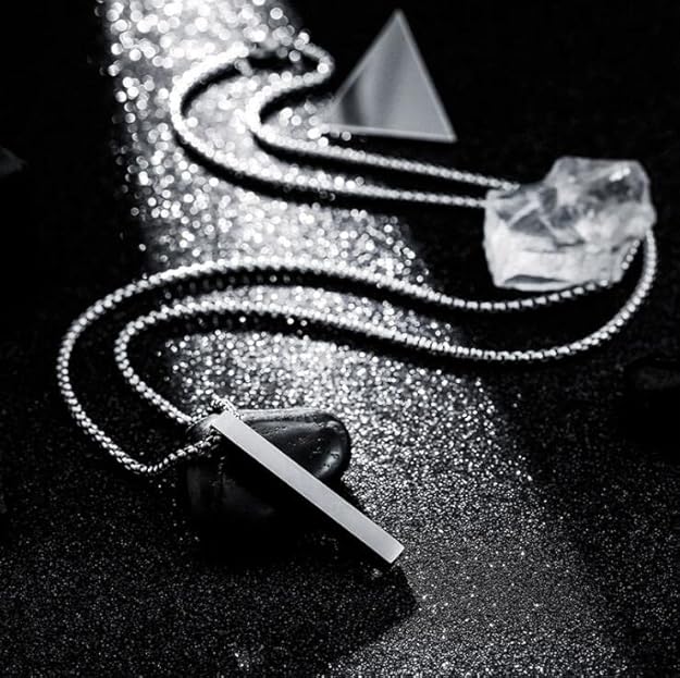 The Ultimate Guide to Stainless Steel Jewellery for Men in 2025: Trends, Styles & How to Wear Them