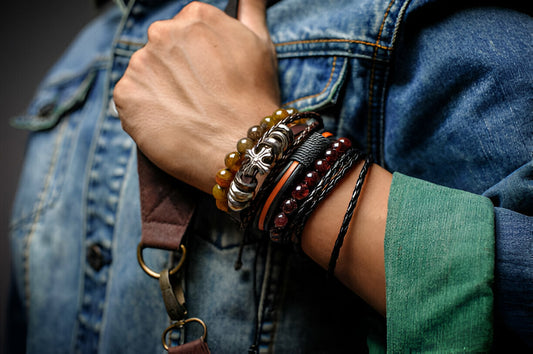 From Street to Statement: How Men’s Jewellery Is Redefining Urban Fashion
