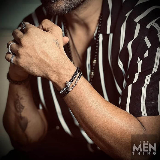 THE MEN THING Bead Bracelet LAVA EMBRACE SKULL DUO - Gold Toned- Beads Bracelet with Natural Volcanic Stone - 7inch Stretch Bracelet