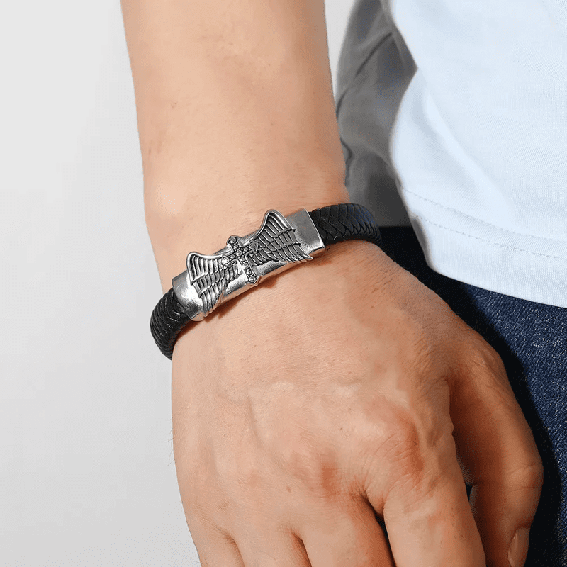 THE MEN THING Leather Bracelet SKYWARD GRACE BLACK - Genuine Leather Braided Bracelet with Stainless Steel Magnetic Buckle for Men & Boys (8 inch)