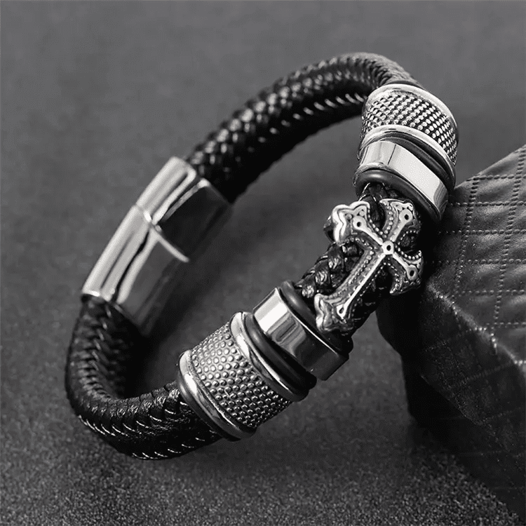 THE MEN THING Leather Bracelet TEMPLAR CROSS BLACK - Genuine Leather Braided Bracelet with Stainless Steel Magnetic Buckle for Men & Boys (8 inch)
