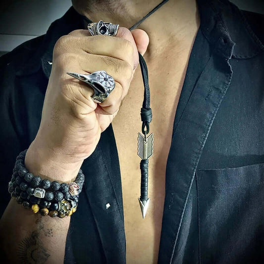 THE MEN THING Leather Necklace LEATHER BOALT BLACK - Vintage Alloy Black Wrapped Arrow Pendant with Adjustable Pure Leather Cord Necklace for Men & Boys