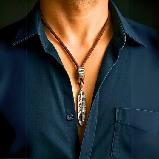 THE MEN THING Leather Necklace MAYAN FREEDOM BROWN - Vintage Alloy Feather Pendant with Adjustable Pure Leather Cord Necklace for Men & Boys