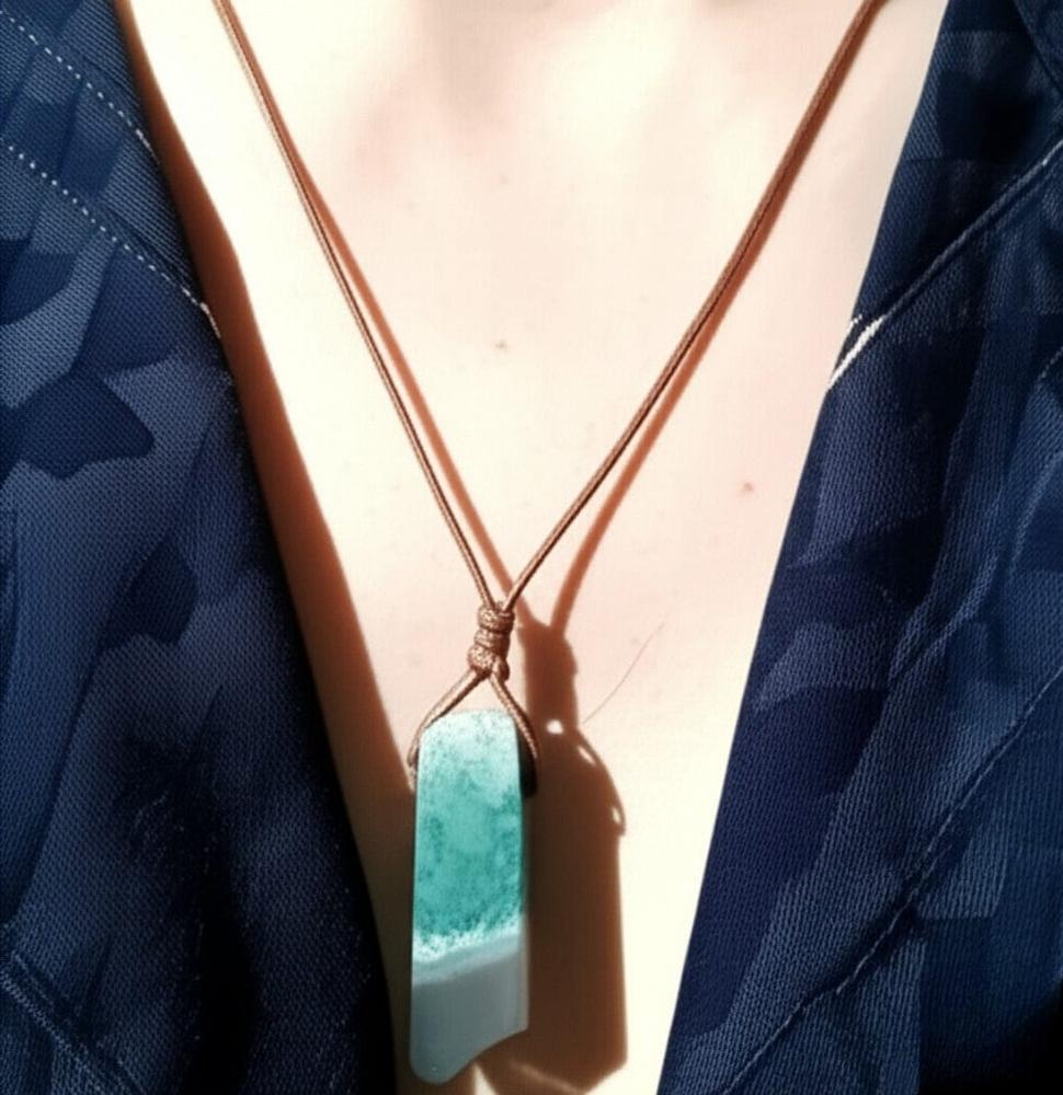 THE MEN THING Leather Necklace SERENITY MYSTIC STONE - Natural Crystal Pendant with Adjustable Pure Leather Cord Necklace for Men & Boys