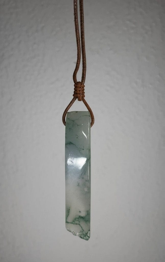 THE MEN THING Leather Necklace SERENITY MYSTIC STONE - Natural Crystal Pendant with Adjustable Pure Leather Cord Necklace for Men & Boys