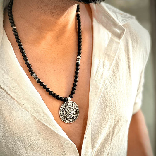 THE MEN THING Pearl / Bead Necklace HEXAGRAM - 8mm Black Natural Onyx Beads Necklace for Men & Boys (24 inch)
