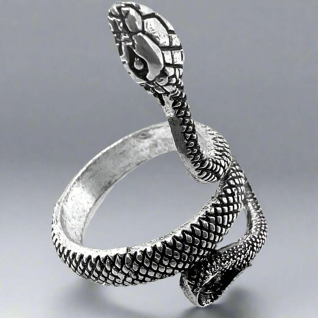 THE MEN THING Rings COBRA-STRIKE - Alloy Adjustable Vintage Silver Tone Snake Ring for Men & Boys