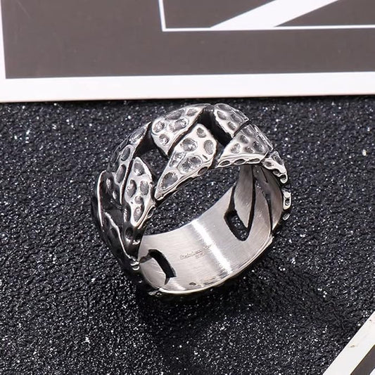 THE MEN THING Rings IRONFIST HAMMERED RING - Titanium Steel Ring - Pure Titanium Steel Ring for Men Size - 21