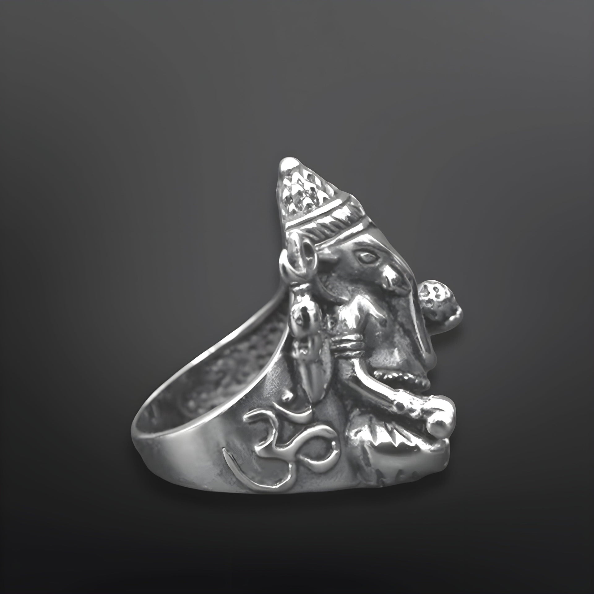 THE MEN THING Rings MYSTIC GANRAJ RING - Pure Stainless Steel Men’s Steel-Plated Ring – Statement Luxury Jewelry (Size : 18-21-24)