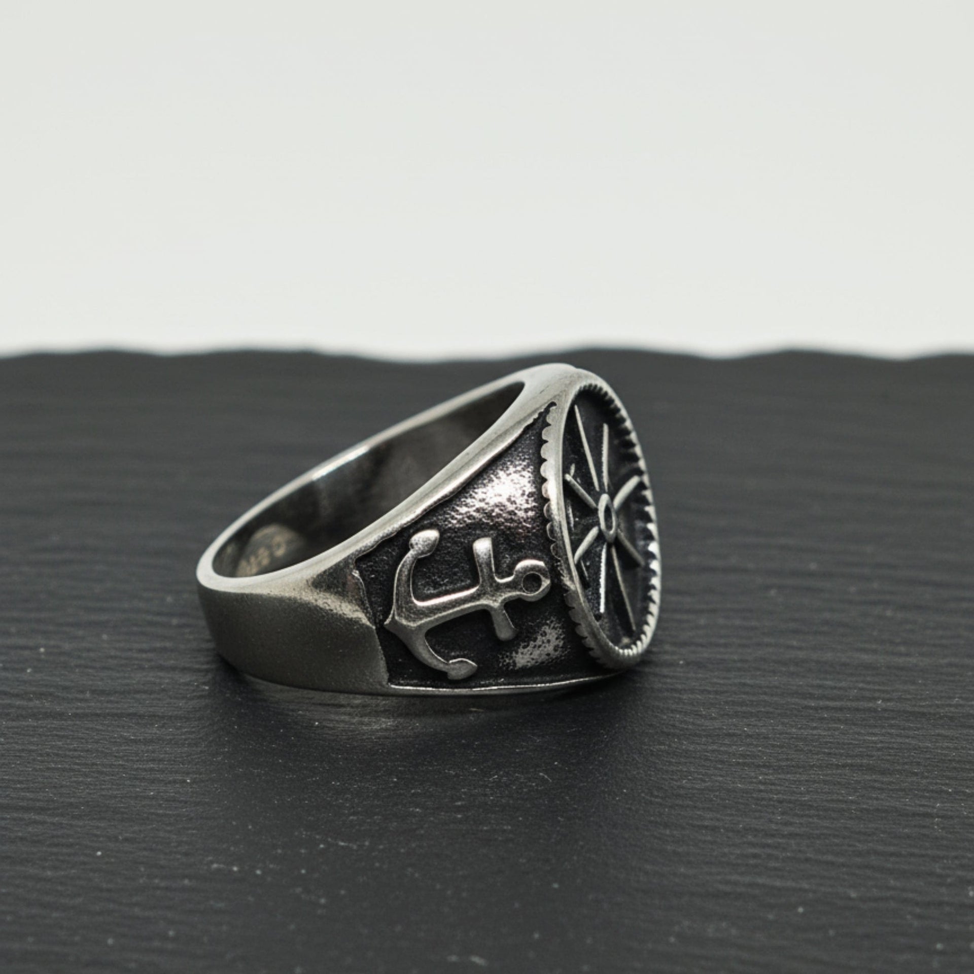 THE MEN THING Rings Royal Series - ANCHOR NORTH RING - Pure Stainless Steel Men’s Steel-Plated Ring – Statement Luxury Jewelry (Size : 19-22-24-28-30)